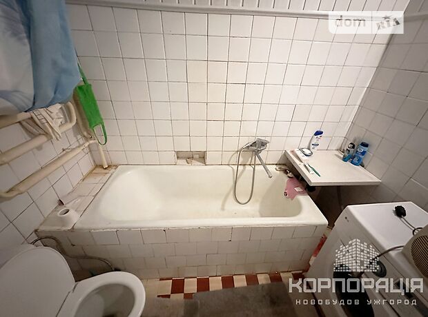 одноэтажный дом с ремонтом, 100 кв. м, кирпич. Сдается помесячно в Ужгороде, в районе Шахта фото 1 одноэтажный дом с ремонтом, 100 кв. м, кирпич. Сдается помесячно в Ужгороде, в районе Шахта фото 1