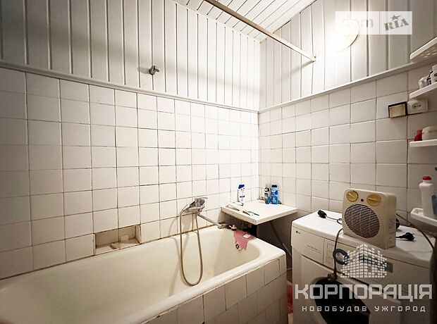 одноэтажный дом с ремонтом, 100 кв. м, кирпич. Сдается помесячно в Ужгороде, в районе Шахта фото 1 одноэтажный дом с ремонтом, 100 кв. м, кирпич. Сдается помесячно в Ужгороде, в районе Шахта фото 1