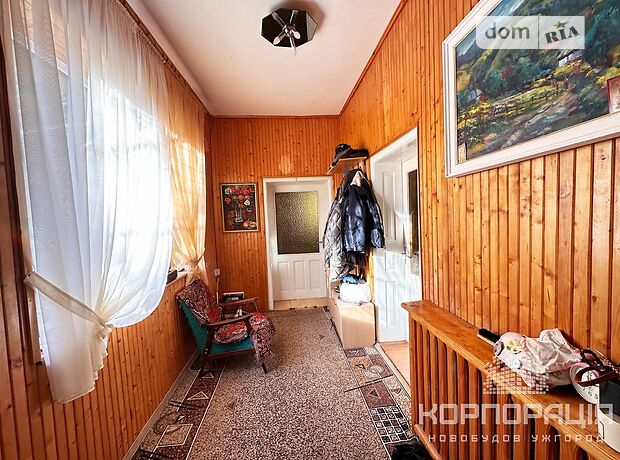 одноэтажный дом с ремонтом, 100 кв. м, кирпич. Сдается помесячно в Ужгороде, в районе Шахта фото 1 одноэтажный дом с ремонтом, 100 кв. м, кирпич. Сдается помесячно в Ужгороде, в районе Шахта фото 1