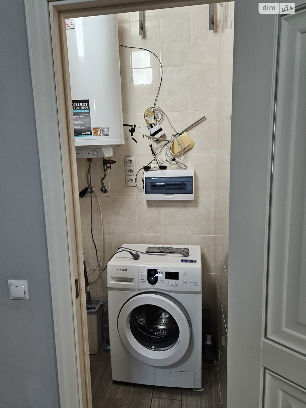 одноэтажный дом с гаражом, 140 кв. м, кирпич. Сдается помесячно в Ужгороде, в районе Табла-1 фото 1