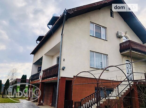 одноэтажный дом с балконом, 312 кв. м, кирпич. Сдается помесячно в Ужгороде, в районе Табла-1 фото 1 одноэтажный дом с балконом, 312 кв. м, кирпич. Сдается помесячно в Ужгороде, в районе Табла-1 фото 1