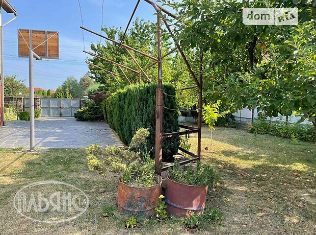 одноэтажный дом с балконом, 312 кв. м, кирпич. Сдается помесячно в Ужгороде, в районе Табла-1 фото 1 одноэтажный дом с балконом, 312 кв. м, кирпич. Сдается помесячно в Ужгороде, в районе Табла-1 фото 1