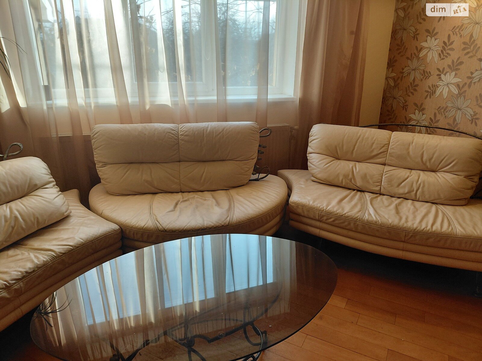 двухэтажный дом с гаражом, 290 кв. м, кирпич. Сдается помесячно в Ужгороде, в районе Табла-1 фото 1 двухэтажный дом с гаражом, 290 кв. м, кирпич. Сдается помесячно в Ужгороде, в районе Табла-1 фото 1