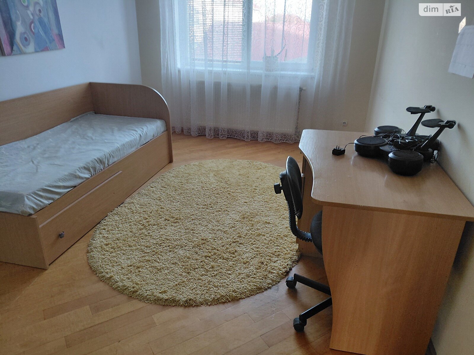 двухэтажный дом с гаражом, 290 кв. м, кирпич. Сдается помесячно в Ужгороде, в районе Табла-1 фото 1 двухэтажный дом с гаражом, 290 кв. м, кирпич. Сдается помесячно в Ужгороде, в районе Табла-1 фото 1