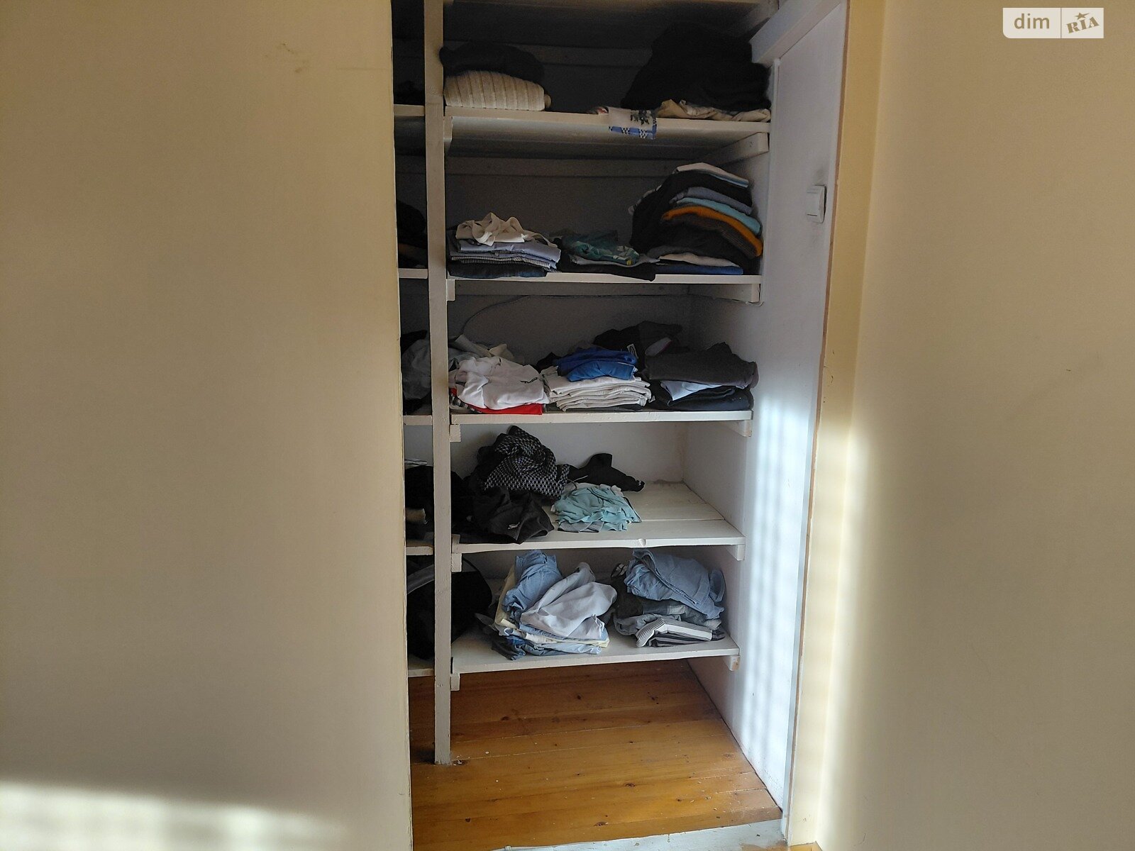 двухэтажный дом с гаражом, 290 кв. м, кирпич. Сдается помесячно в Ужгороде, в районе Табла-1 фото 1 двухэтажный дом с гаражом, 290 кв. м, кирпич. Сдается помесячно в Ужгороде, в районе Табла-1 фото 1