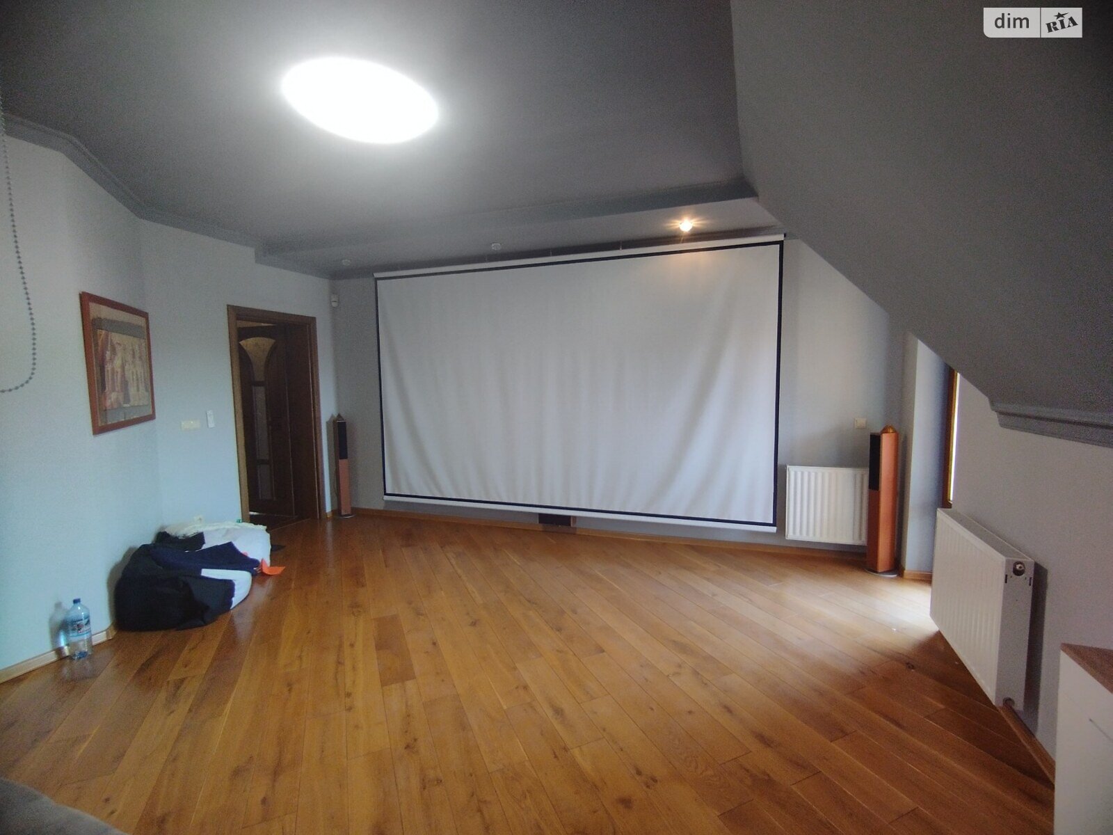 двоповерховий будинок з гаражем, 268 кв. м, цегла. Здається помісячно в Ужгороді фото 1 двоповерховий будинок з гаражем, 268 кв. м, цегла. Здається помісячно в Ужгороді фото 1