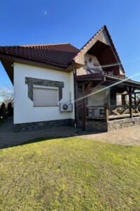 двоповерховий будинок, 250 кв. м, цегла. Здається помісячно в Ужгороді фото 2