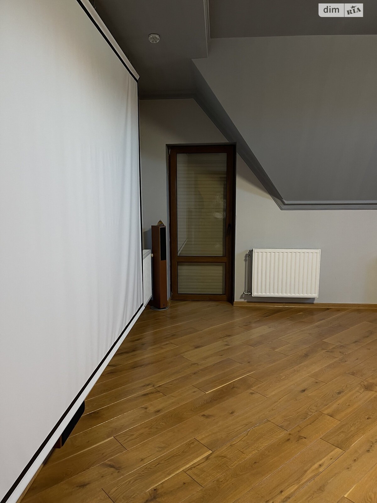 двоповерховий будинок, 250 кв. м, цегла. Здається помісячно в Ужгороді фото 1