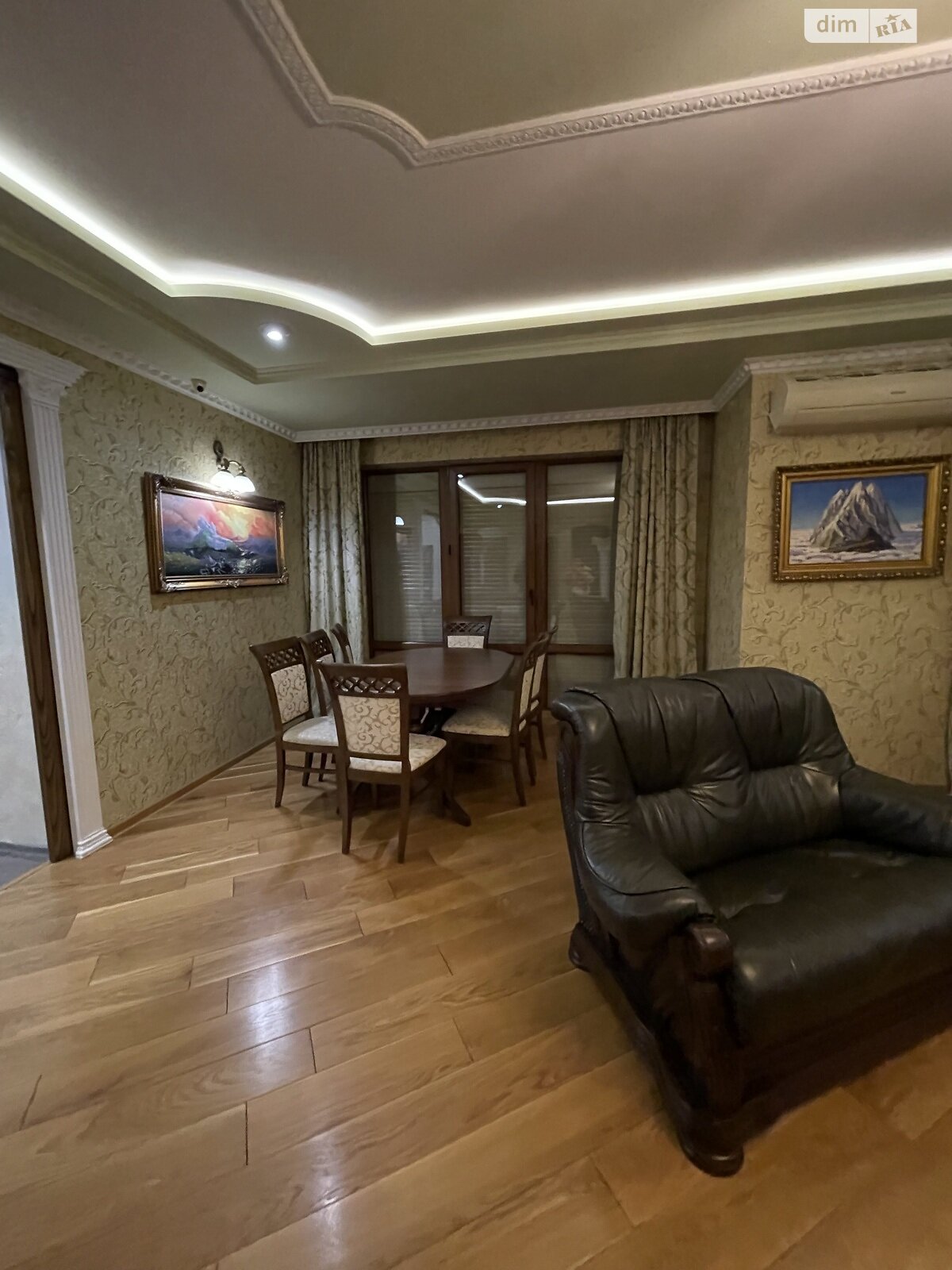 двоповерховий будинок, 250 кв. м, цегла. Здається помісячно в Ужгороді фото 1