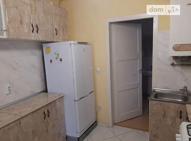 одноэтажный дом с ремонтом, 50 кв. м, кирпич. Сдается помесячно в Ужгороде, в районе Центр фото 1 одноэтажный дом с ремонтом, 50 кв. м, кирпич. Сдается помесячно в Ужгороде, в районе Центр фото 1