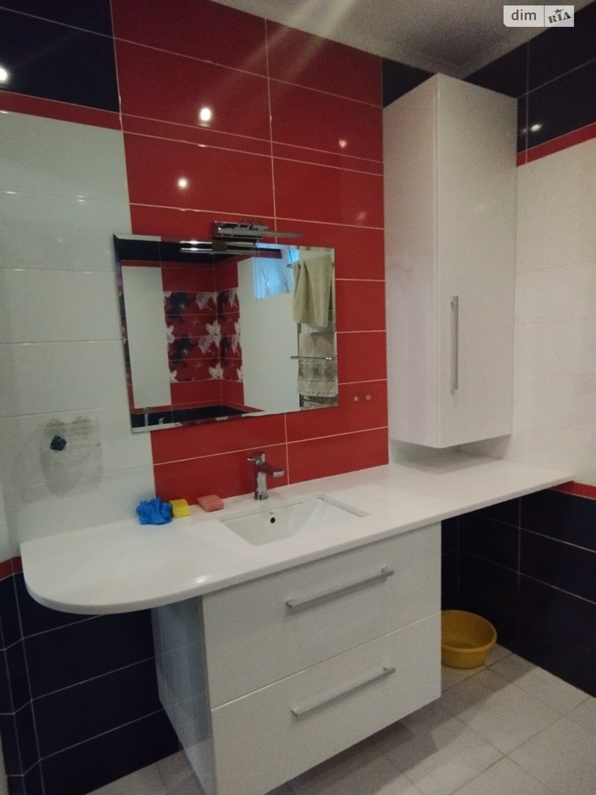 одноповерховий будинок, 110 кв. м, цегла. Здається помісячно в Ужгороді фото 1