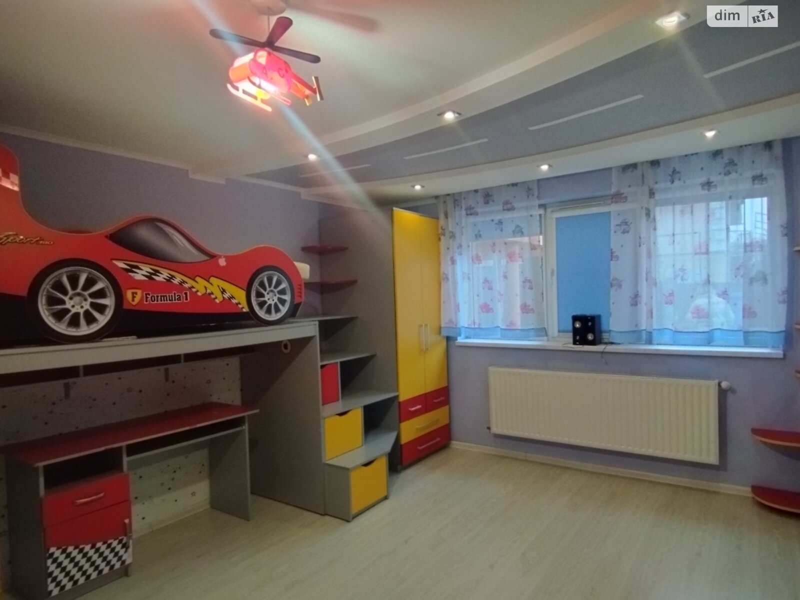 одноповерховий будинок, 110 кв. м, цегла. Здається помісячно в Ужгороді фото 1