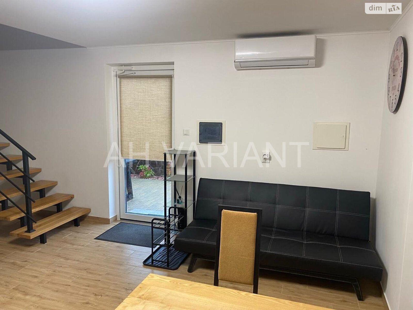 двоповерховий будинок, 60 кв. м, цегла. Здається помісячно в Ужгороді фото 1