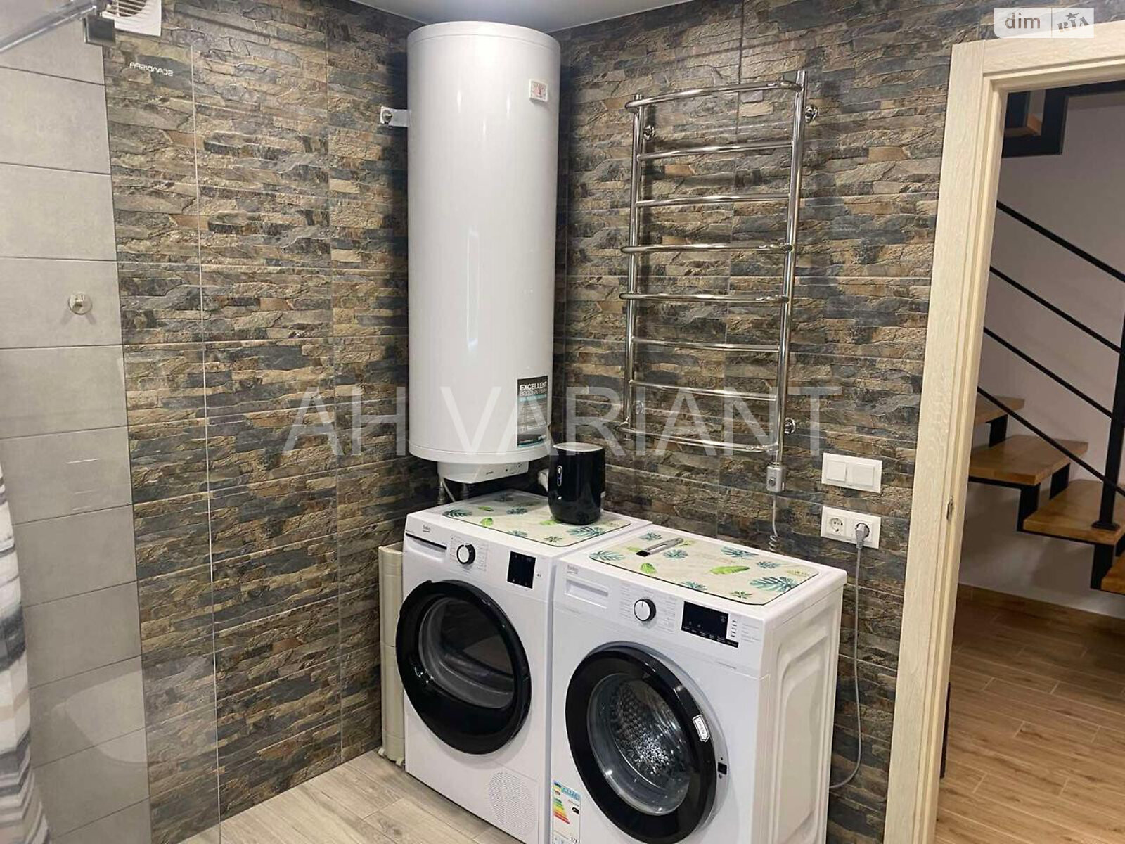 двоповерховий будинок, 60 кв. м, цегла. Здається помісячно в Ужгороді фото 1