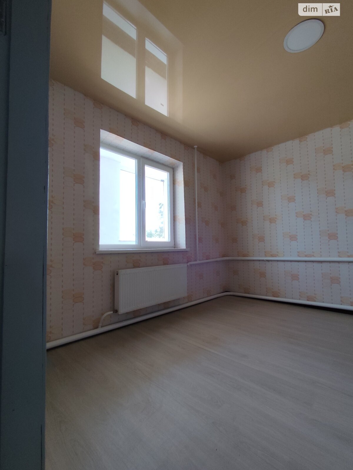 двухэтажный дом с балконом, 251.7 кв. м, кирпич. Сдается помесячно в Валках, в районе Валки фото 1