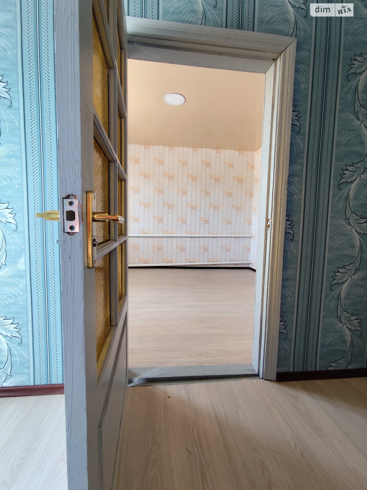 двухэтажный дом с балконом, 251.7 кв. м, кирпич. Сдается помесячно в Валках, в районе Валки фото 1