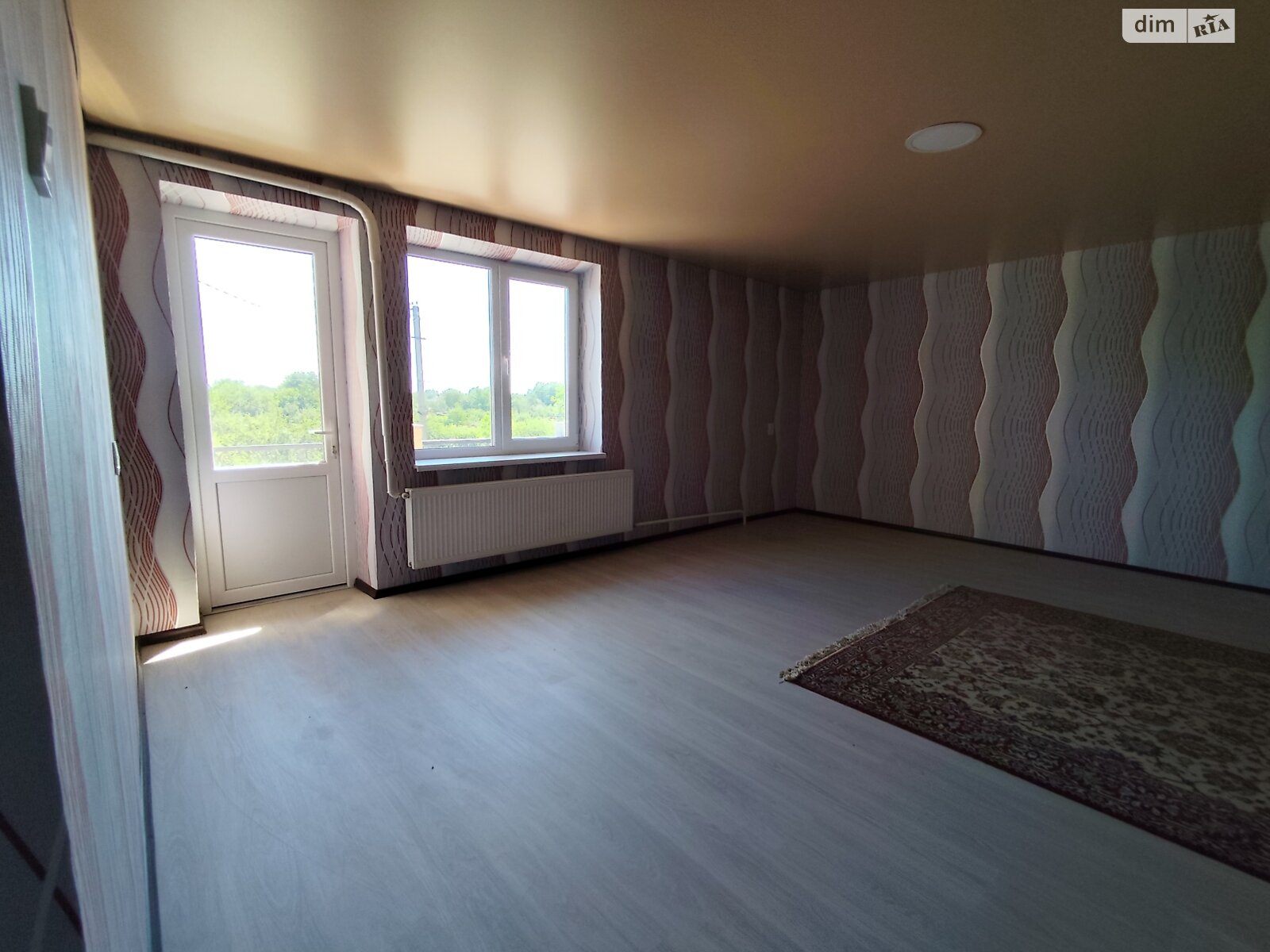 двухэтажный дом с балконом, 251.7 кв. м, кирпич. Сдается помесячно в Валках, в районе Валки фото 1