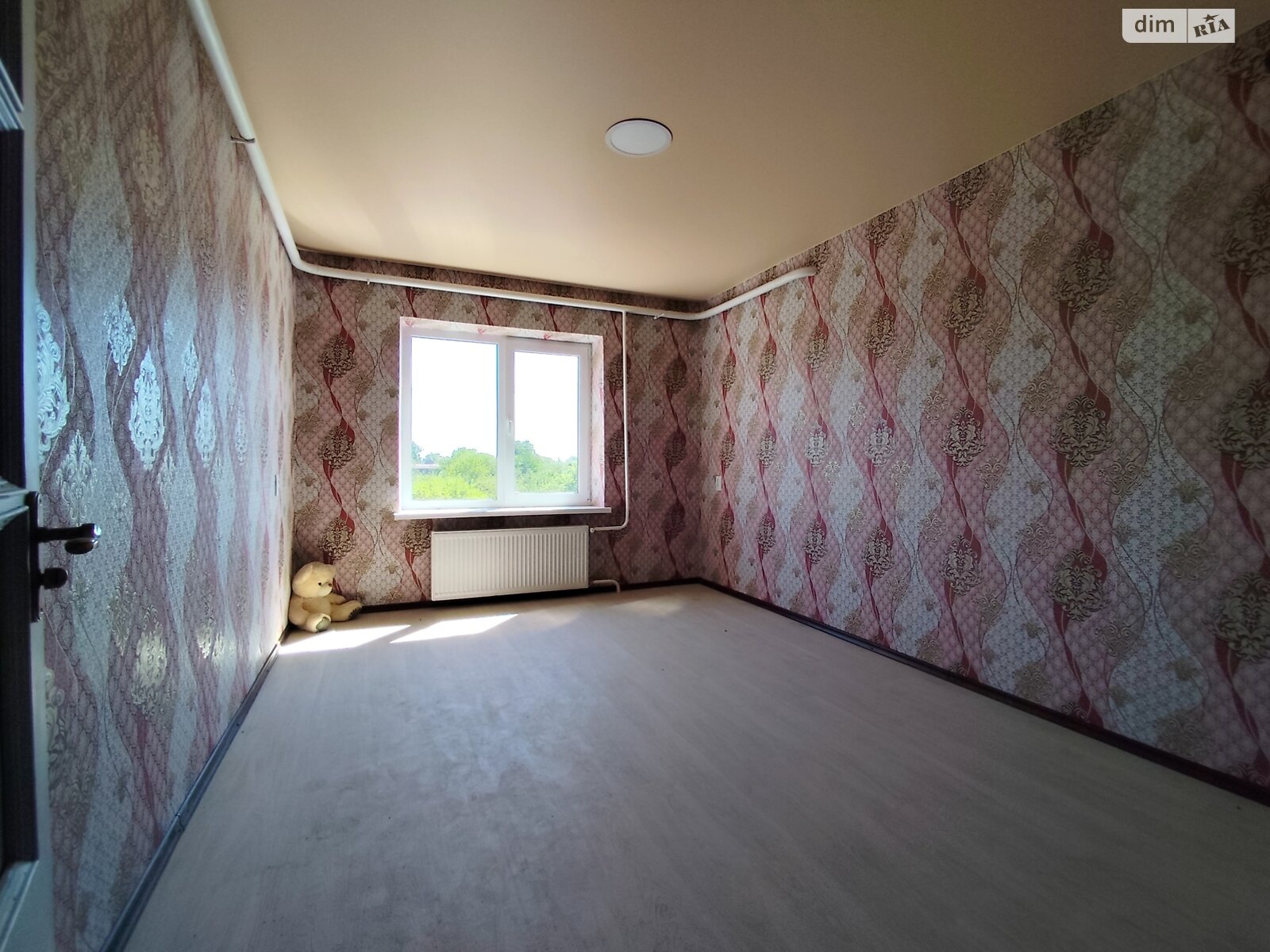 двухэтажный дом с балконом, 251.7 кв. м, кирпич. Сдается помесячно в Валках, в районе Валки фото 1