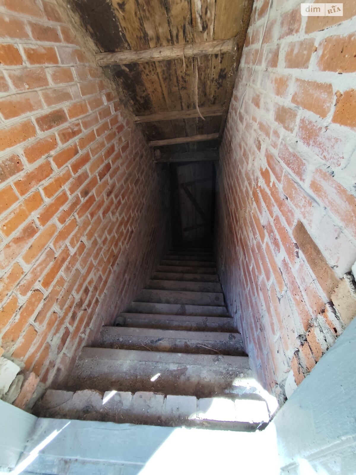 двухэтажный дом с балконом, 251.7 кв. м, кирпич. Сдается помесячно в Валках, в районе Валки фото 1