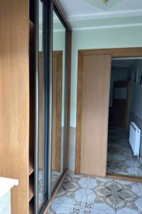 двухэтажный дом, 80 кв. м, кирпич. Сдается помесячно в Великой Березовице, в районе Кемпинг фото 2