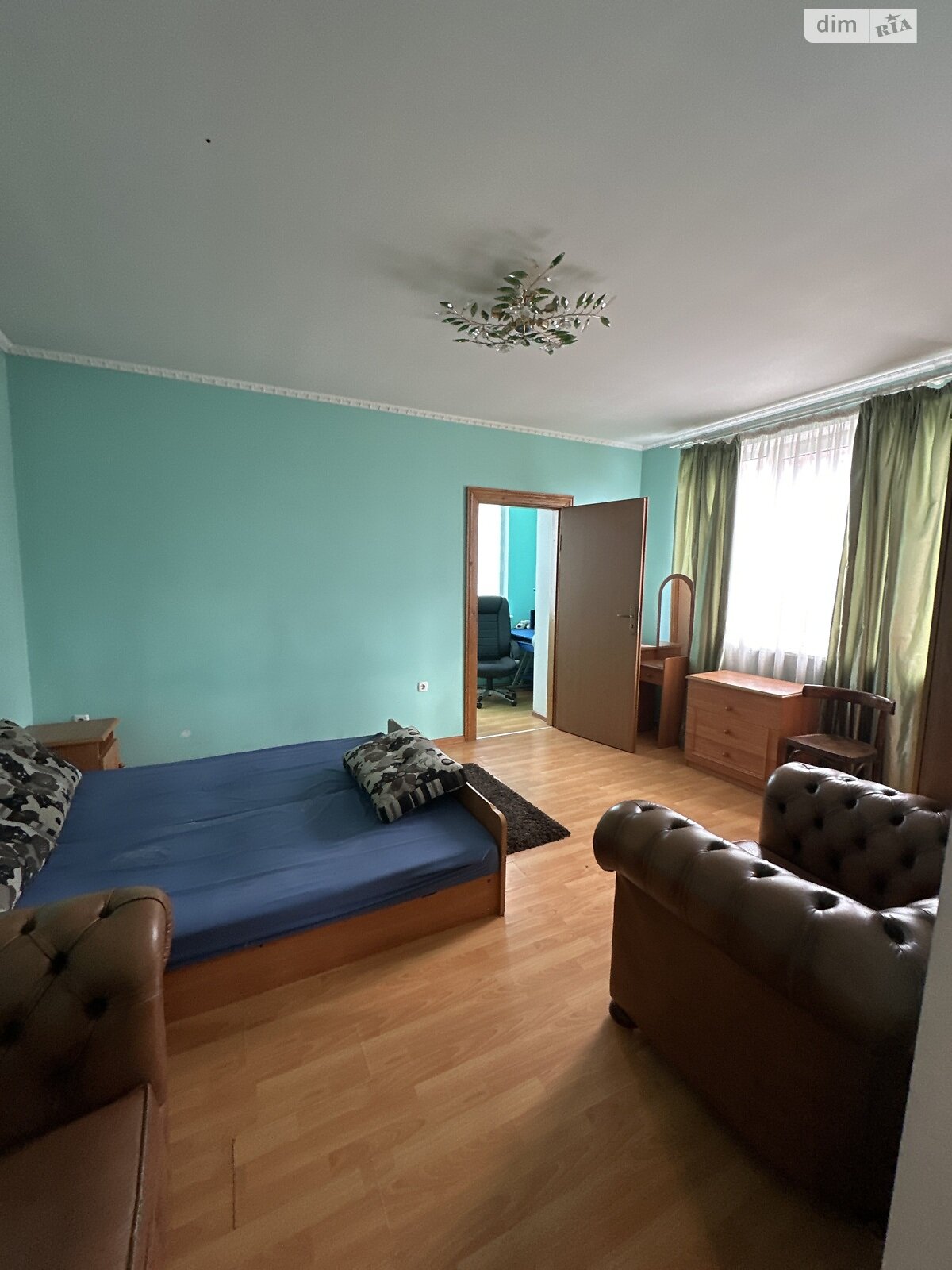 двухэтажный дом, 80 кв. м, кирпич. Сдается помесячно в Великой Березовице, в районе Кемпинг фото 1