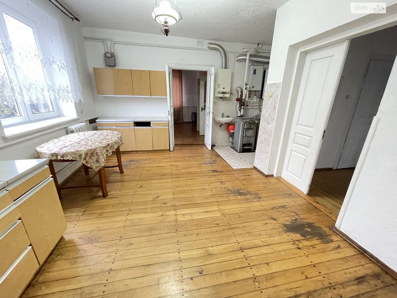 одноэтажный дом, 95 кв. м, кирпич. Сдается помесячно в Великой Березовице, в районе Кемпинг фото 1