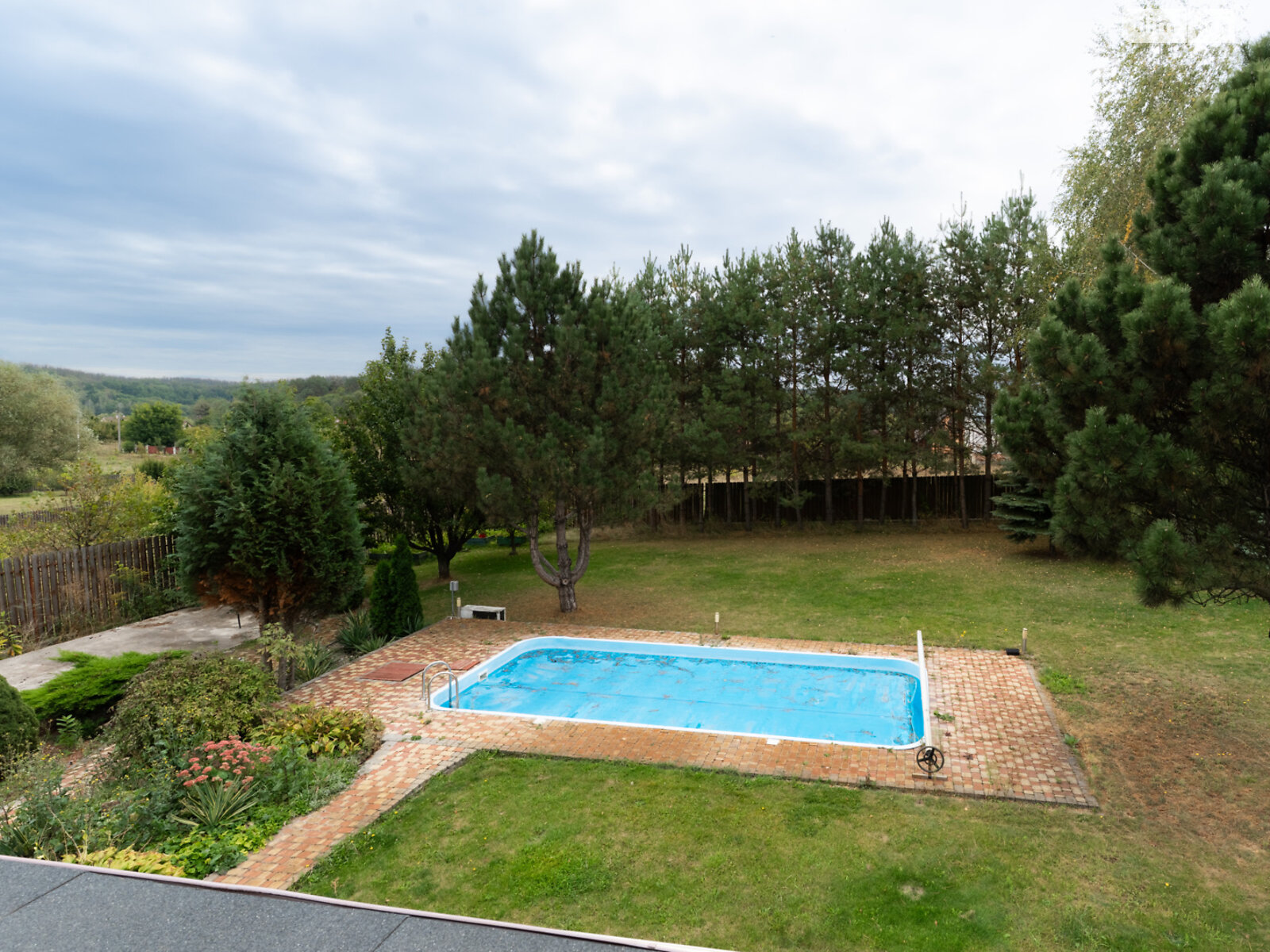 одноэтажный дом с гаражом, 284 кв. м, кирпич. Сдается помесячно в Великих Дмитровичах фото 1