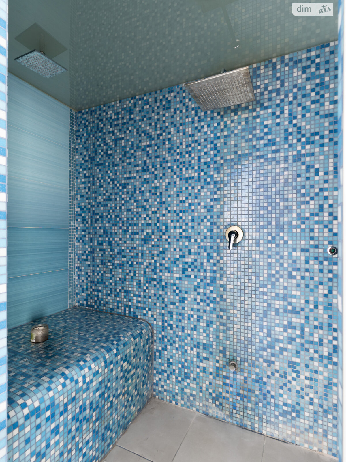 одноэтажный дом с гаражом, 284 кв. м, кирпич. Сдается помесячно в Великих Дмитровичах фото 1