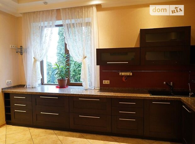 двухэтажный дом с камином, 350 кв. м, кирпич. Сдается помесячно в село Агрономичное, Винницкая обл. фото 1 двухэтажный дом с камином, 350 кв. м, кирпич. Сдается помесячно в село Агрономичное, Винницкая обл. фото 1