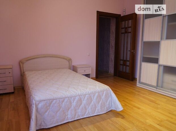 двухэтажный дом с камином, 350 кв. м, кирпич. Сдается помесячно в село Агрономичное, Винницкая обл. фото 1 двухэтажный дом с камином, 350 кв. м, кирпич. Сдается помесячно в село Агрономичное, Винницкая обл. фото 1