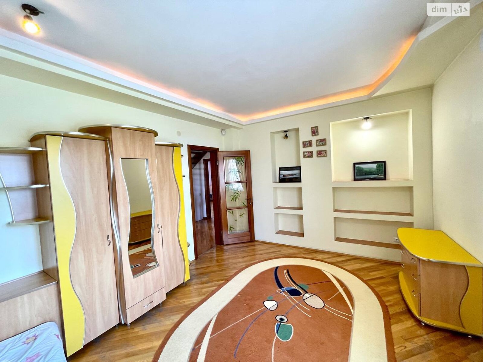 двухэтажный дом беседка, 305.1 кв. м, кирпич. Сдается помесячно в Виннице, в районе Киевская фото 1 двухэтажный дом беседка, 305.1 кв. м, кирпич. Сдается помесячно в Виннице, в районе Киевская фото 1
