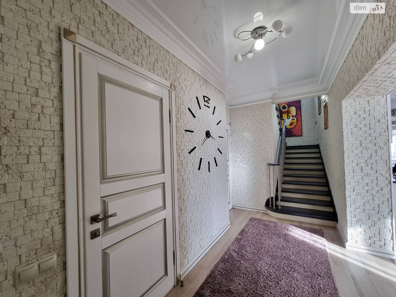 двоповерховий будинок, 180 кв. м, кирпич. Здається помісячно в Вінниці, в районі Центр фото 1 двопроверховий будинок, 180 кв. м, кирпич. Здається помісячно в Вінниці, в районі Центр фото 1