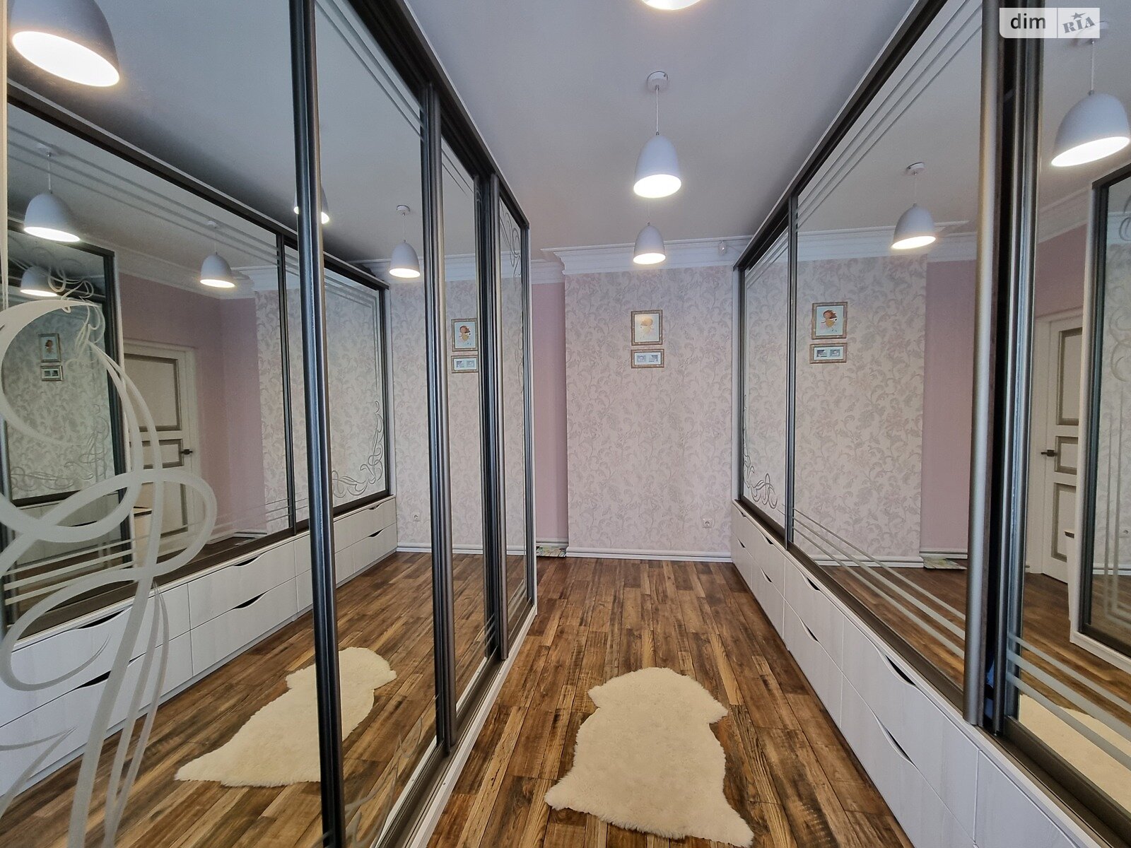 двоповерховий будинок, 180 кв. м, цегла. Здається помісячно в Вінниці, в районі Центр фото 1 двопроверховий будинок, 180 кв. м, цегла. Здається помісячно в Вінниці, в районі Центр фото 1