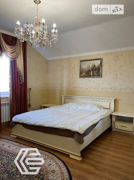 двухэтажный дом с балконом, 200 кв. м, кирпич. Сдается помесячно в Виннице, в районе Ленинский фото 1 двухэтажный дом с балконом, 200 кв. м, кирпич. Сдается помесячно в Виннице, в районе Ленинский фото 1