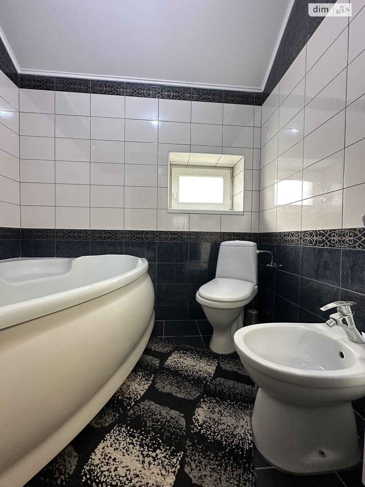 двоповерховий будинок, 100 кв. м, цегла. Здається помісячно в Вінниці, в районі undefined фото 1 двопроверховий будинок, 100 кв. м, цегла. Здається помісячно в Вінниці, в районі undefined фото 1