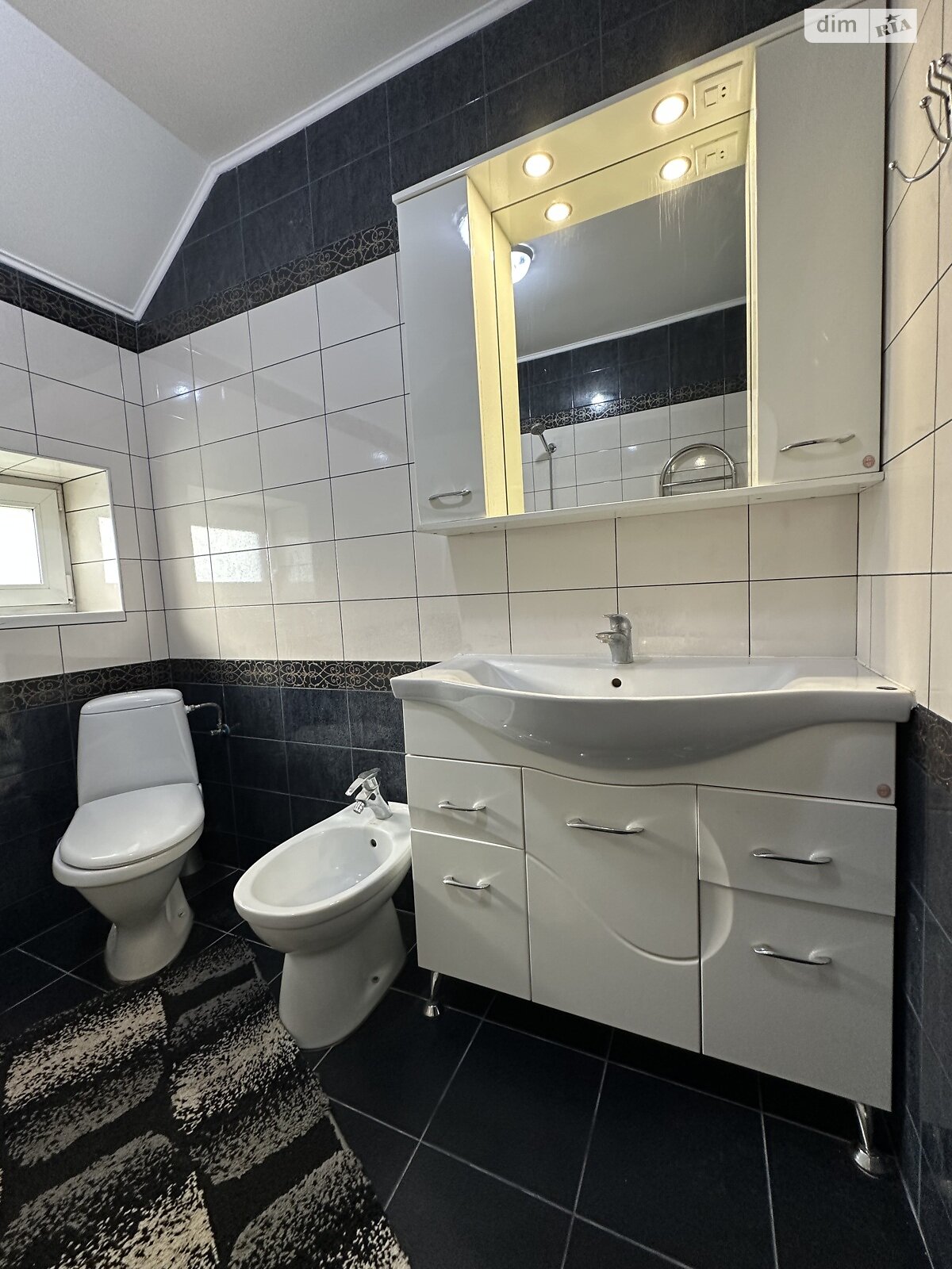 двоповерховий будинок, 100 кв. м, цегла. Здається помісячно в Вінниці, в районі undefined фото 1 двопроверховий будинок, 100 кв. м, цегла. Здається помісячно в Вінниці, в районі undefined фото 1