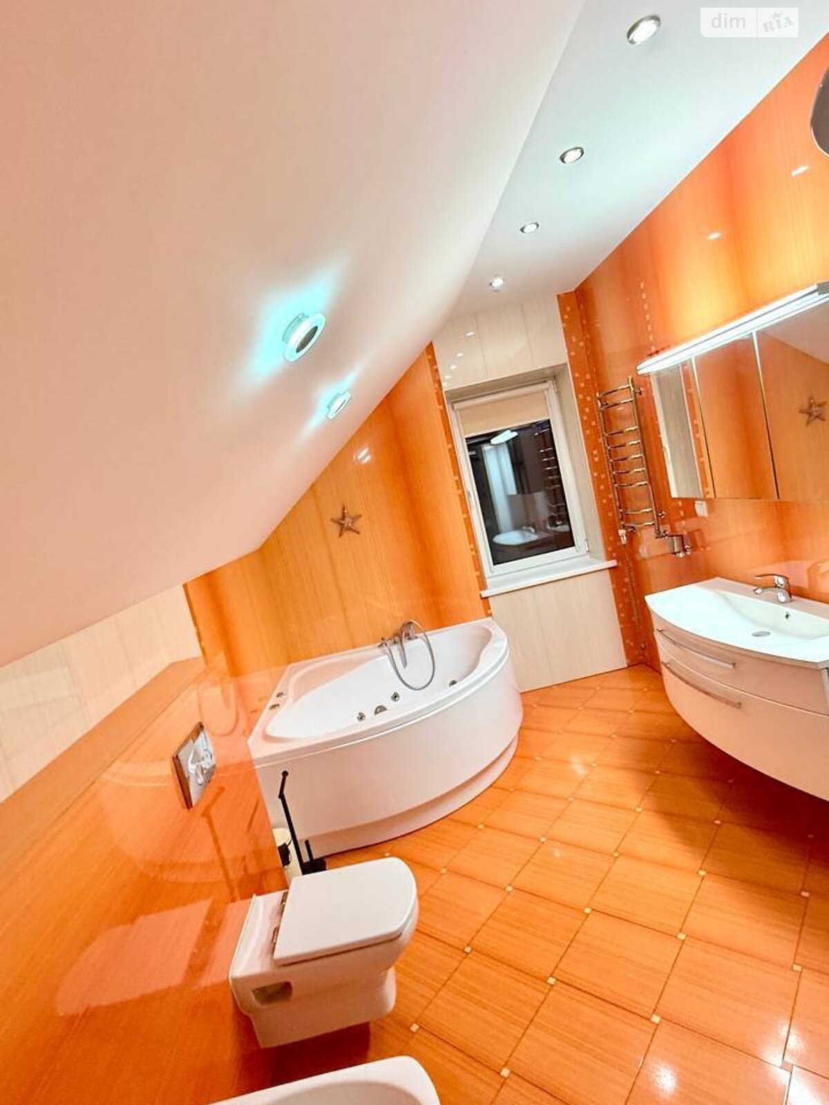 двоповерховий будинок з гаражем, 237.8 кв. м, цегла. Здається помісячно в Вінниці, в районі undefined фото 1 двопроверховий будинок з гаражем, 237.8 кв. м, цегла. Здається помісячно в Вінниці, в районі undefined фото 1