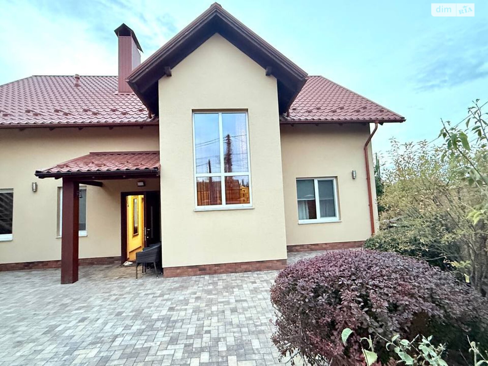 двоповерховий будинок з гаражем, 237.8 кв. м, цегла. Здається помісячно в Вінниці, в районі undefined фото 1 двопроверховий будинок з гаражем, 237.8 кв. м, цегла. Здається помісячно в Вінниці, в районі undefined фото 1