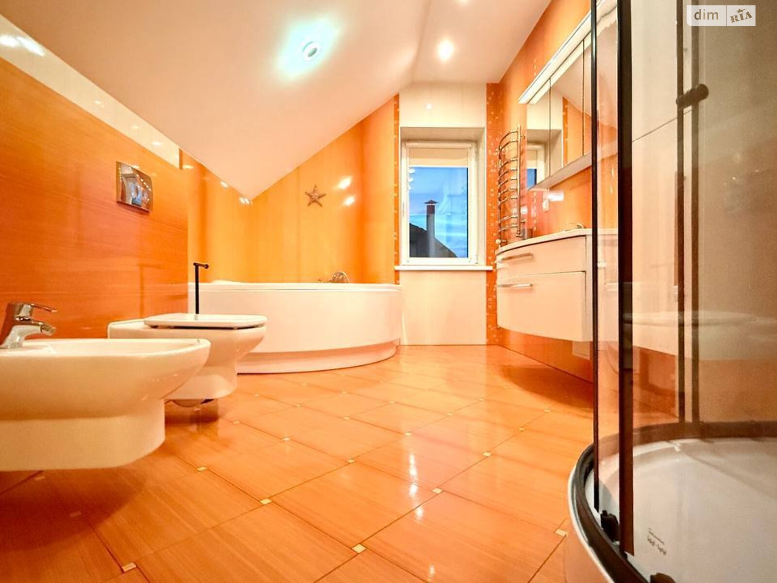 двоповерховий будинок з гаражем, 237.8 кв. м, цегла. Здається помісячно в Вінниці, в районі undefined фото 1 двопроверховий будинок з гаражем, 237.8 кв. м, цегла. Здається помісячно в Вінниці, в районі undefined фото 1