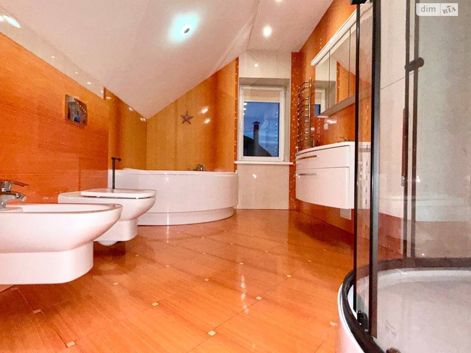 двоповерховий будинок з гаражем, 237.8 кв. м, цегла. Здається помісячно в Вінниці, в районі undefined фото 1 двопроверховий будинок з гаражем, 237.8 кв. м, цегла. Здається помісячно в Вінниці, в районі undefined фото 1