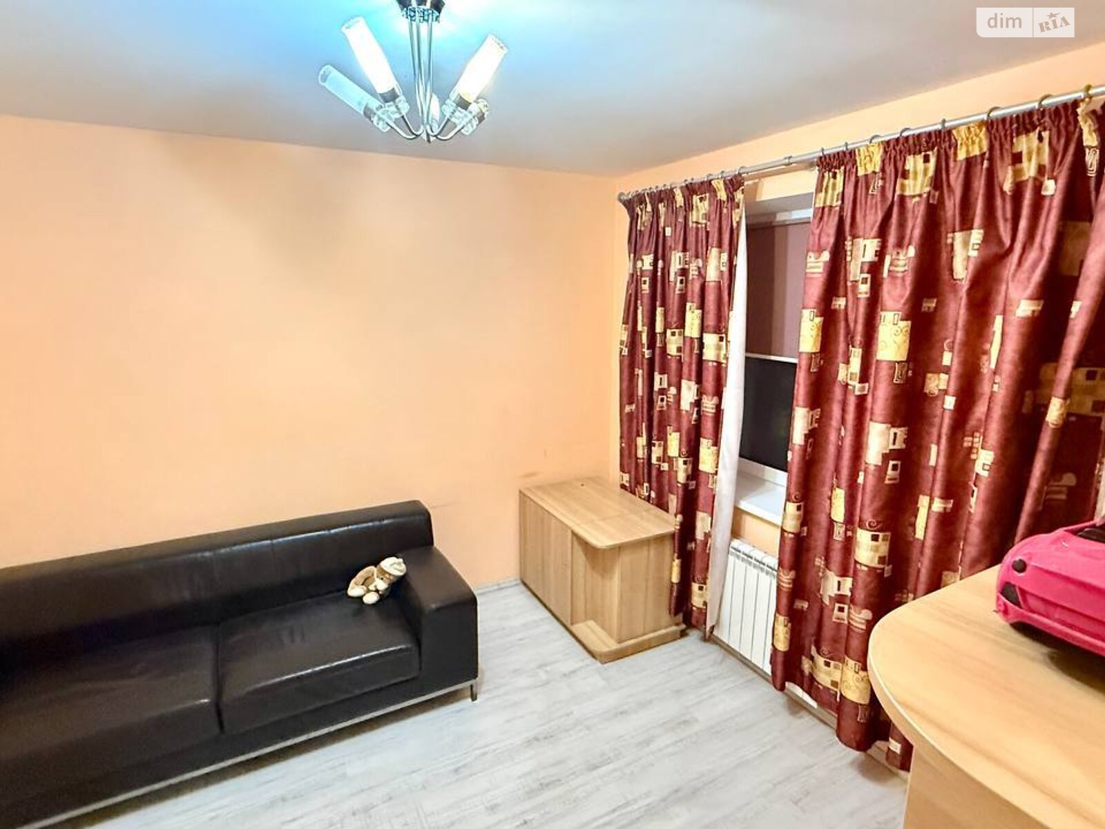 двоповерховий будинок з гаражем, 237.8 кв. м, цегла. Здається помісячно в Вінниці, в районі undefined фото 1 двопроверховий будинок з гаражем, 237.8 кв. м, цегла. Здається помісячно в Вінниці, в районі undefined фото 1