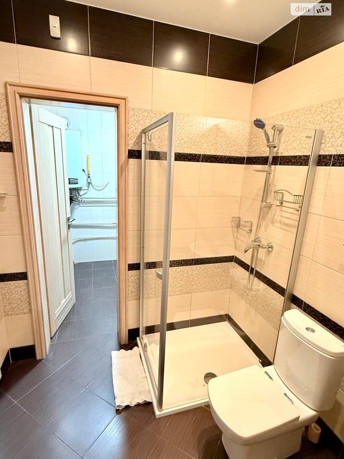 двоповерховий будинок з гаражем, 237.8 кв. м, цегла. Здається помісячно в Вінниці, в районі undefined фото 1 двопроверховий будинок з гаражем, 237.8 кв. м, цегла. Здається помісячно в Вінниці, в районі undefined фото 1