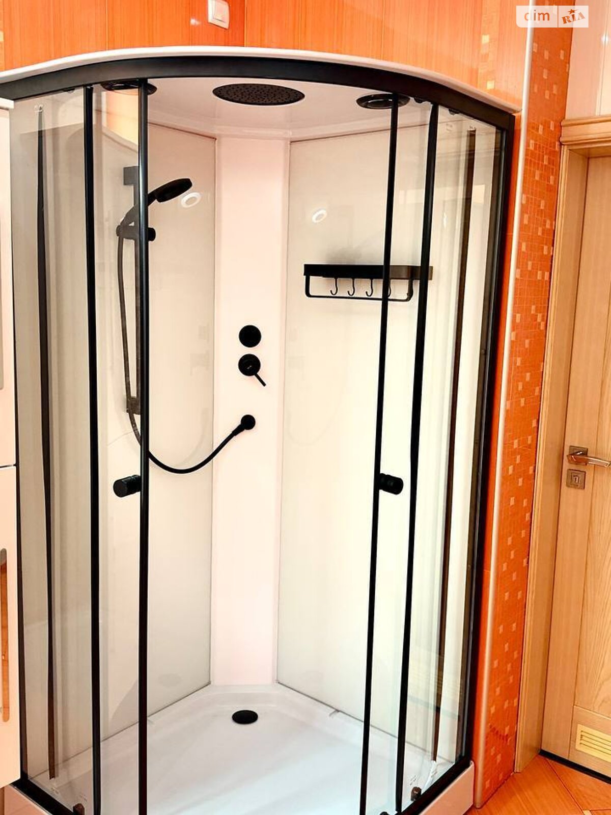 двоповерховий будинок з гаражем, 237.8 кв. м, цегла. Здається помісячно в Вінниці, в районі undefined фото 1 двопроверховий будинок з гаражем, 237.8 кв. м, цегла. Здається помісячно в Вінниці, в районі undefined фото 1