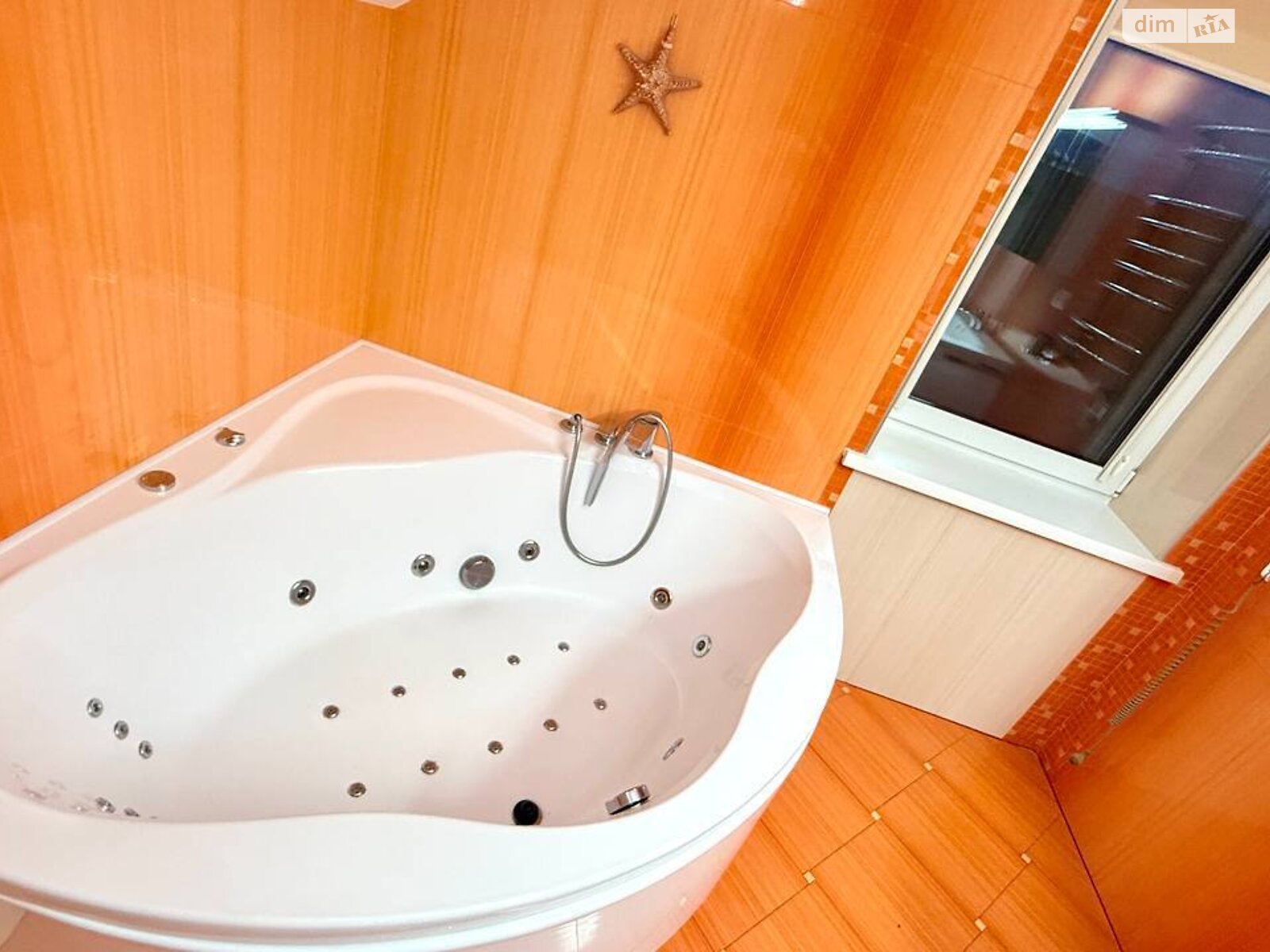 двоповерховий будинок з гаражем, 237.8 кв. м, цегла. Здається помісячно в Вінниці, в районі undefined фото 1 двопроверховий будинок з гаражем, 237.8 кв. м, цегла. Здається помісячно в Вінниці, в районі undefined фото 1