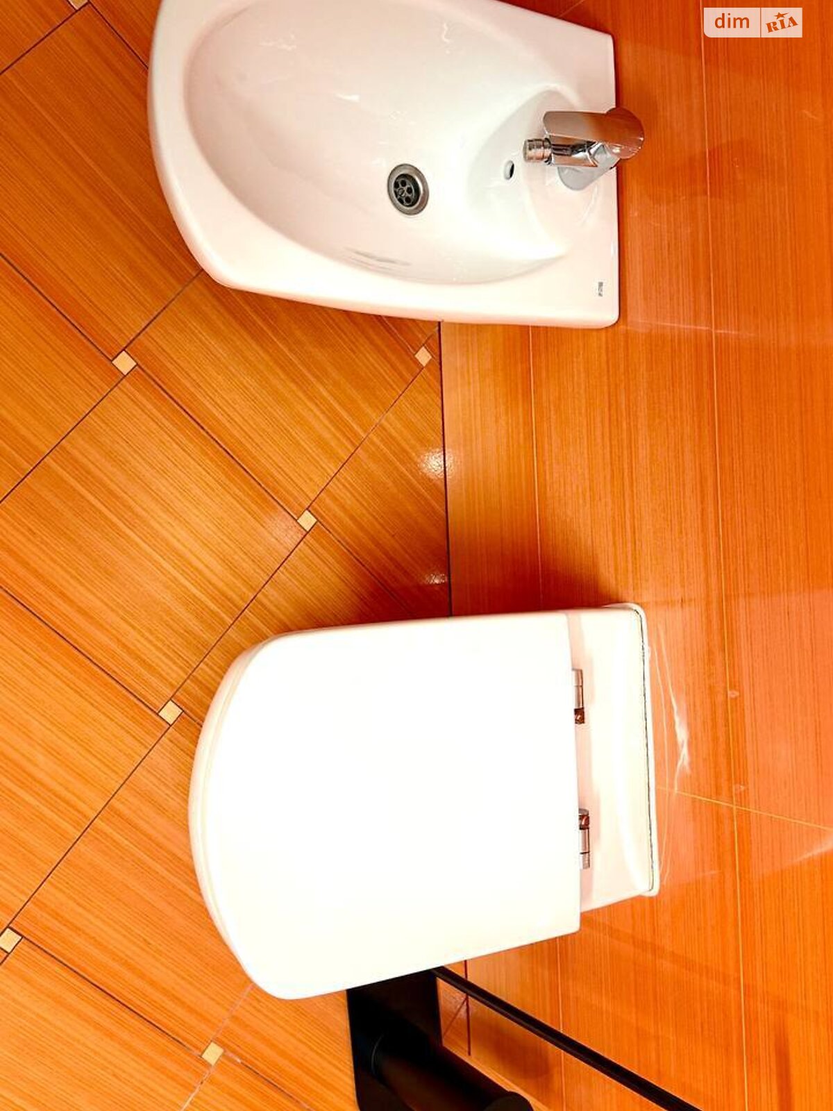 двоповерховий будинок з гаражем, 237.8 кв. м, цегла. Здається помісячно в Вінниці, в районі undefined фото 1 двопроверховий будинок з гаражем, 237.8 кв. м, цегла. Здається помісячно в Вінниці, в районі undefined фото 1