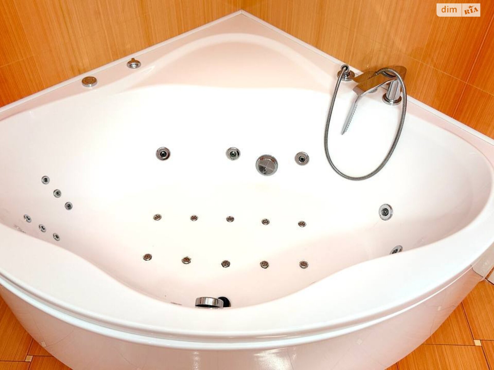 двоповерховий будинок з гаражем, 237.8 кв. м, цегла. Здається помісячно в Вінниці, в районі undefined фото 1 двопроверховий будинок з гаражем, 237.8 кв. м, цегла. Здається помісячно в Вінниці, в районі undefined фото 1