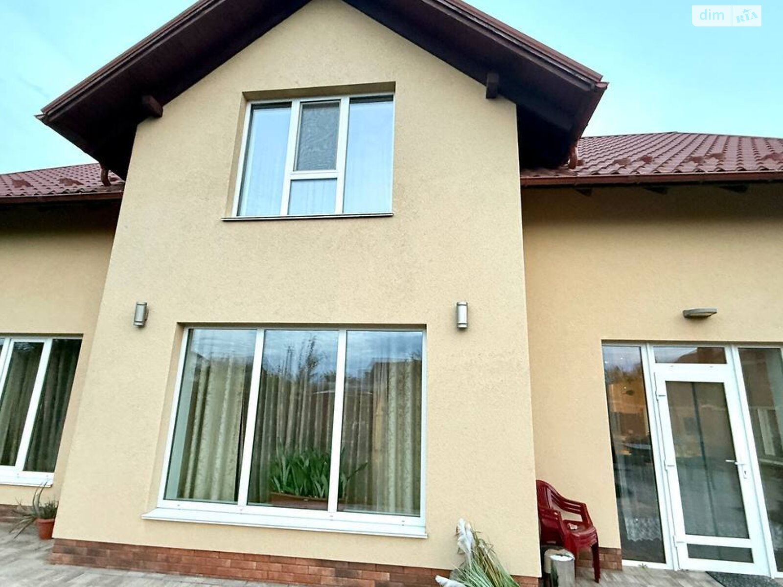 двоповерховий будинок з гаражем, 237.8 кв. м, цегла. Здається помісячно в Вінниці, в районі undefined фото 1 двопроверховий будинок з гаражем, 237.8 кв. м, цегла. Здається помісячно в Вінниці, в районі undefined фото 1