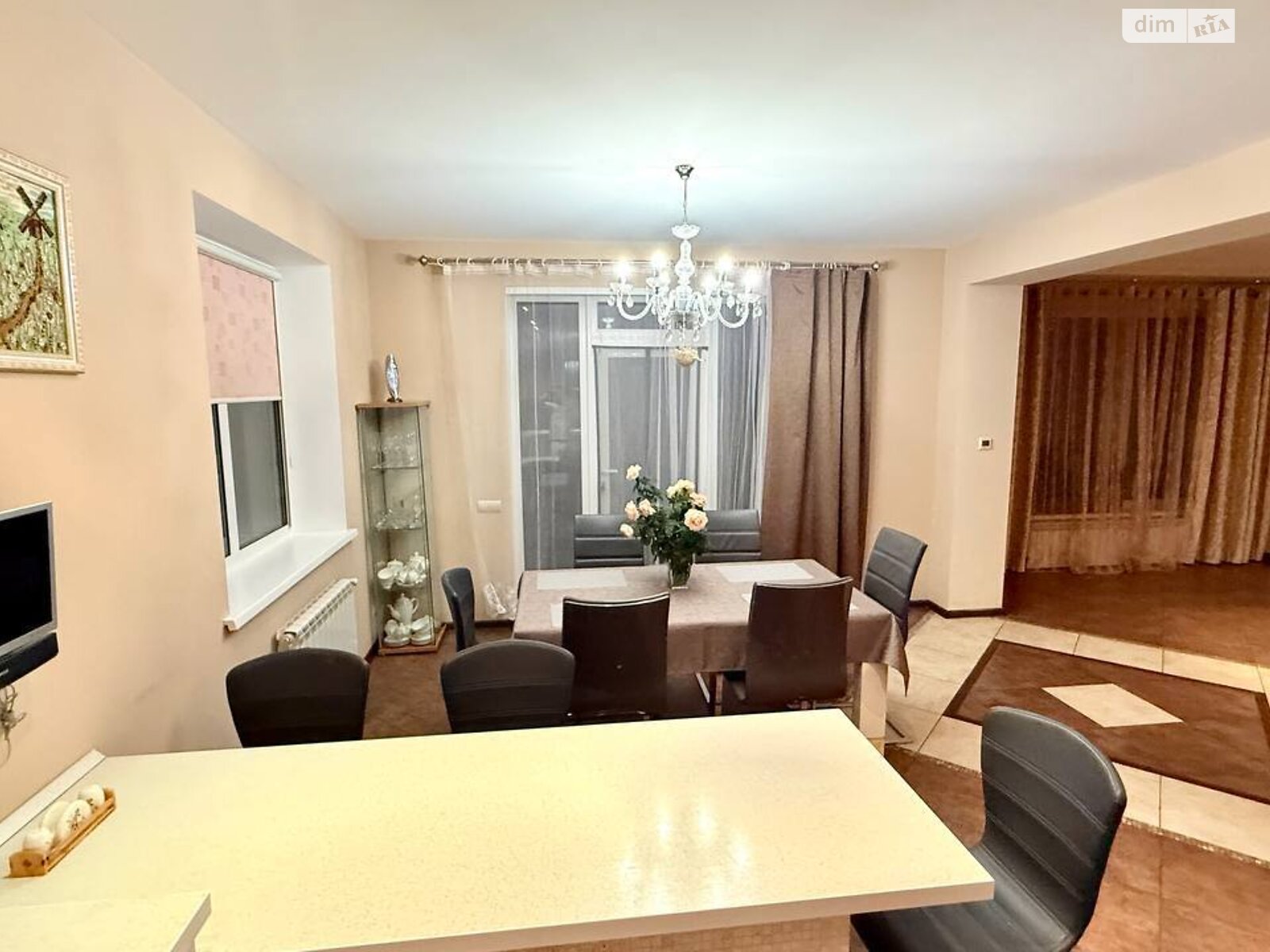 двоповерховий будинок з гаражем, 237.8 кв. м, цегла. Здається помісячно в Вінниці, в районі undefined фото 1 двопроверховий будинок з гаражем, 237.8 кв. м, цегла. Здається помісячно в Вінниці, в районі undefined фото 1