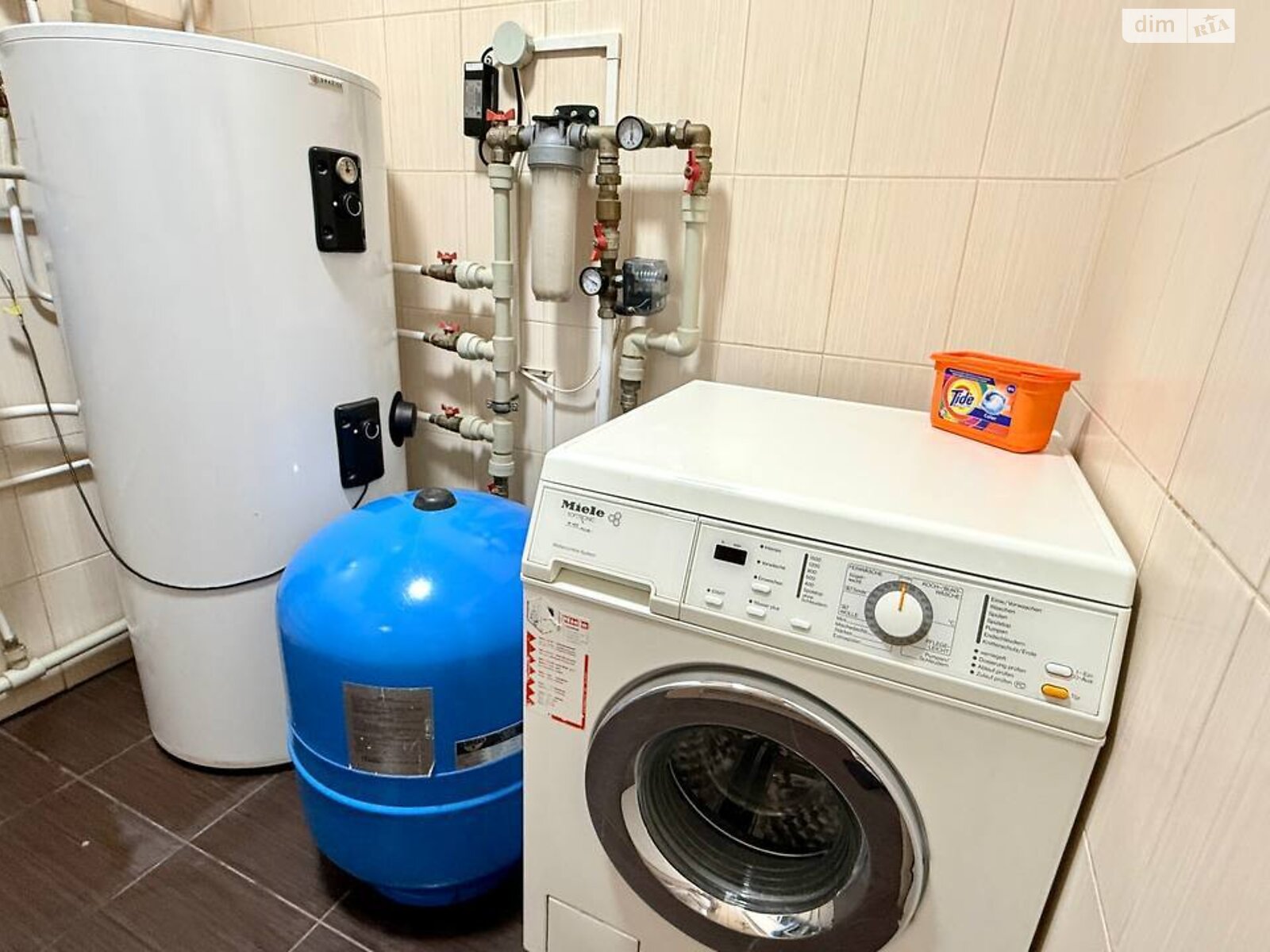 двоповерховий будинок з гаражем, 237.8 кв. м, цегла. Здається помісячно в Вінниці, в районі undefined фото 1 двопроверховий будинок з гаражем, 237.8 кв. м, цегла. Здається помісячно в Вінниці, в районі undefined фото 1