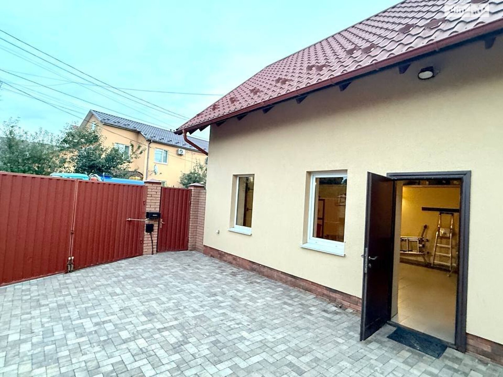 двоповерховий будинок з гаражем, 237.8 кв. м, цегла. Здається помісячно в Вінниці, в районі undefined фото 1 двопроверховий будинок з гаражем, 237.8 кв. м, цегла. Здається помісячно в Вінниці, в районі undefined фото 1